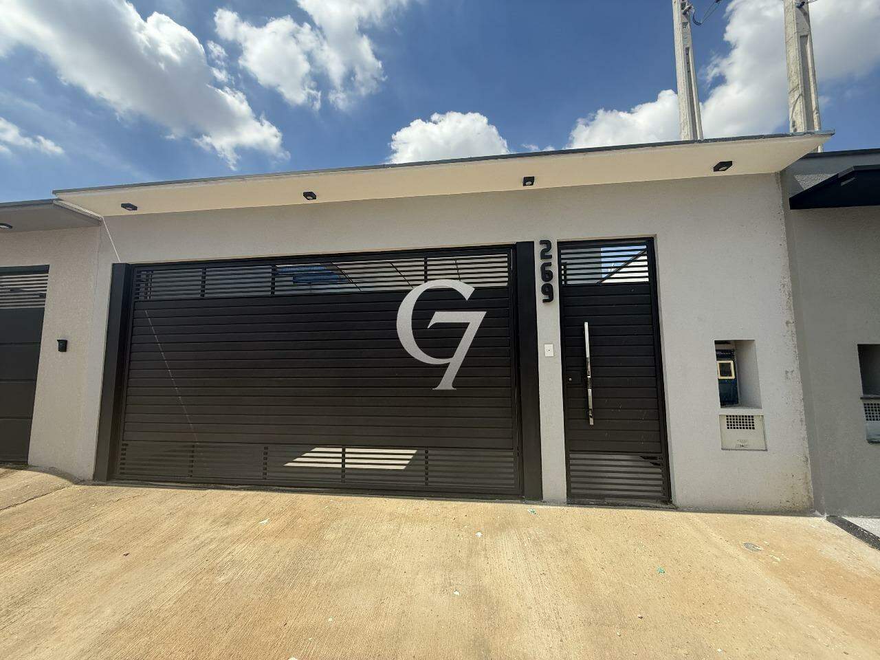 Casa à venda no Jardim Bom Sucesso: 