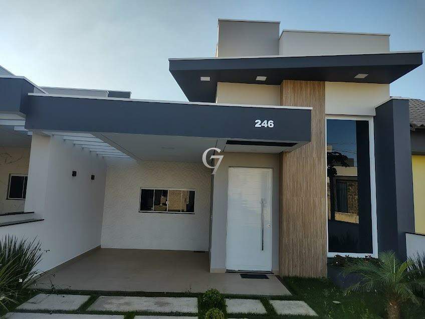Casa à venda no Jardim Guarujá: 