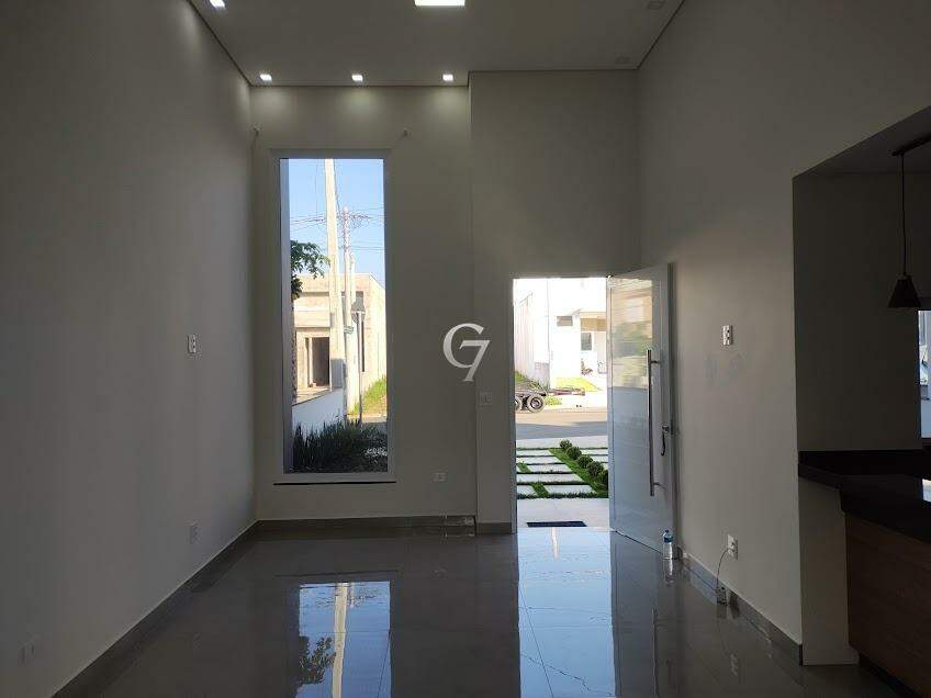 Casa à venda no Jardim Guarujá: 