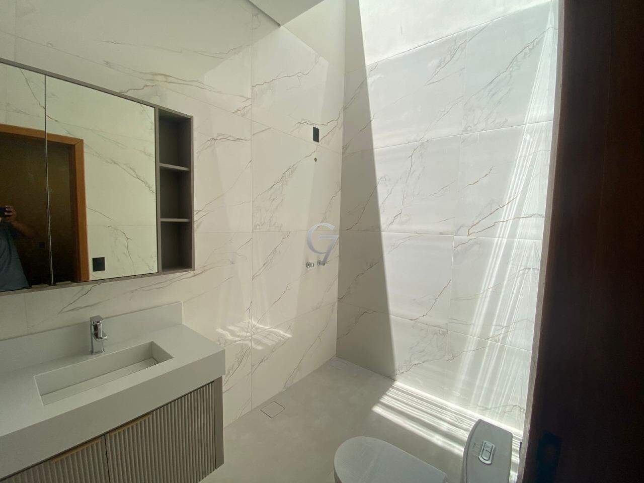 Casa à venda no Jardim Guarujá: 