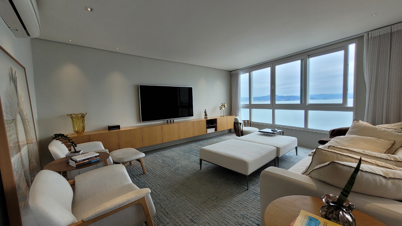 Cobertura duplex[ NumeroQuarto] Centro Florianópolis Andrea: 