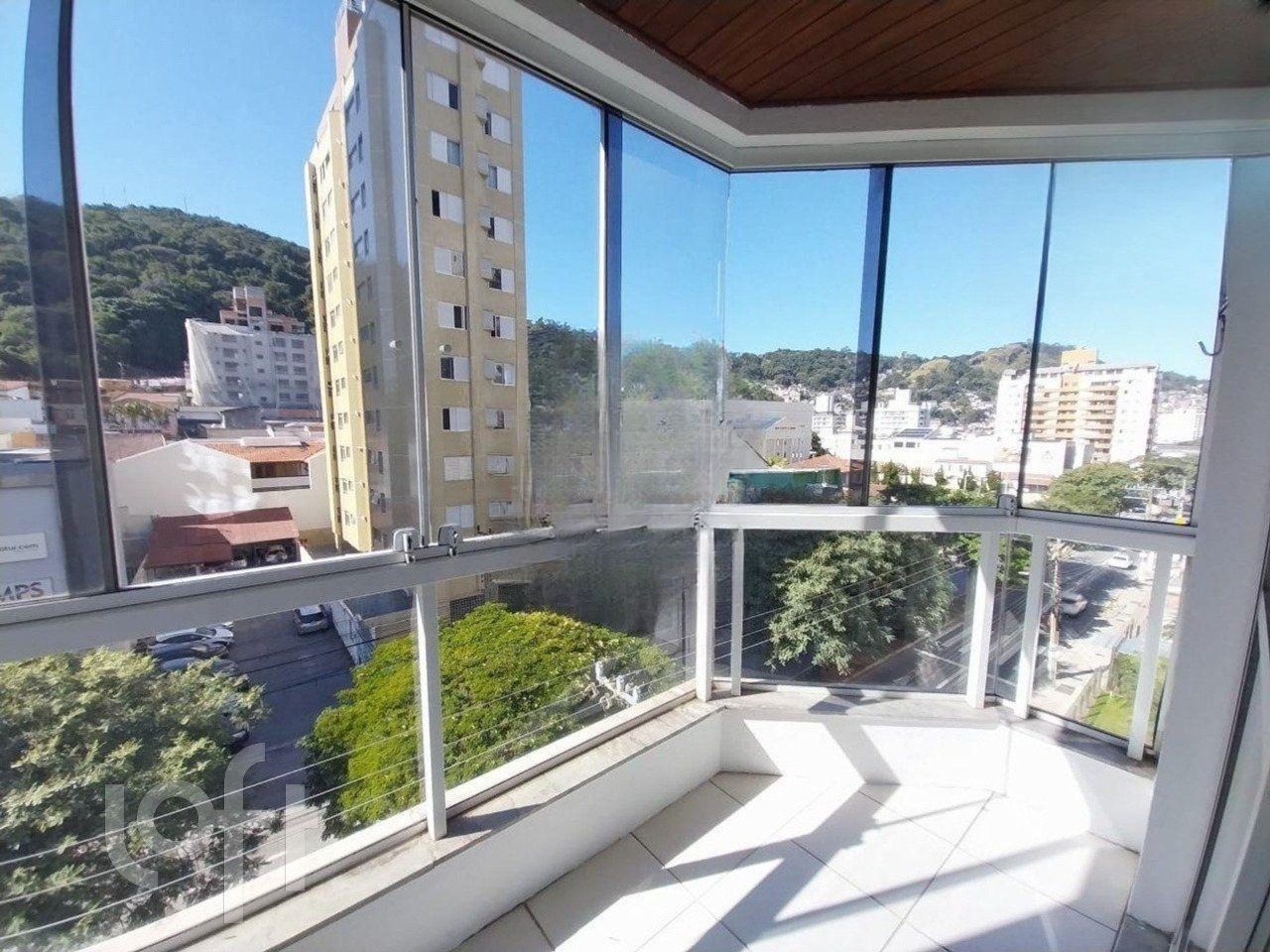 Apartamento[ NumeroQuarto] Centro Florianópolis Morada do Cisne: 