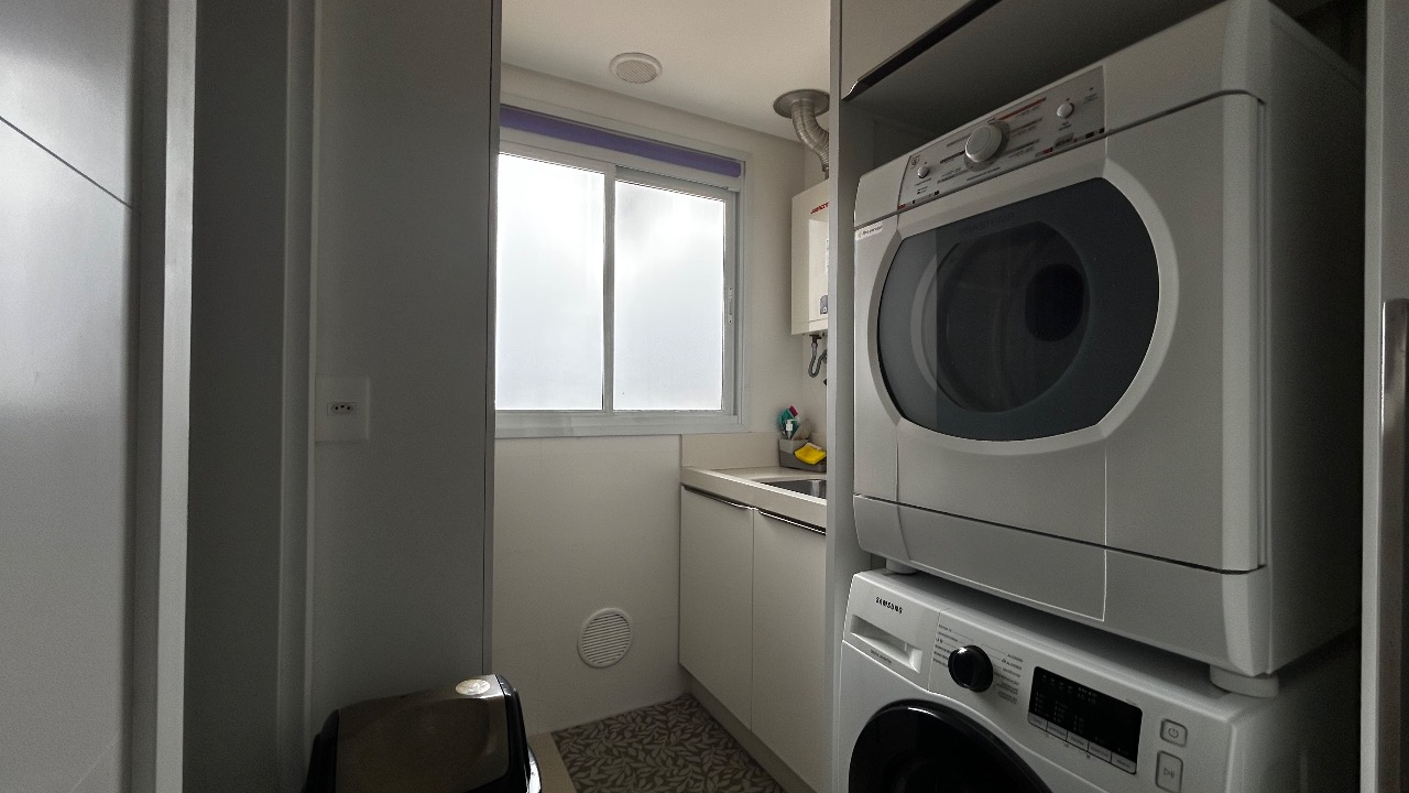 Cobertura duplex[ NumeroQuarto] Balneário do Estreito Florianópolis La Spezia: 