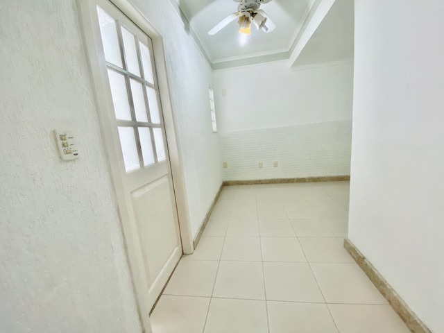 Salas/Conjuntos[ NumeroQuarto] Centro Florianópolis Igor: 