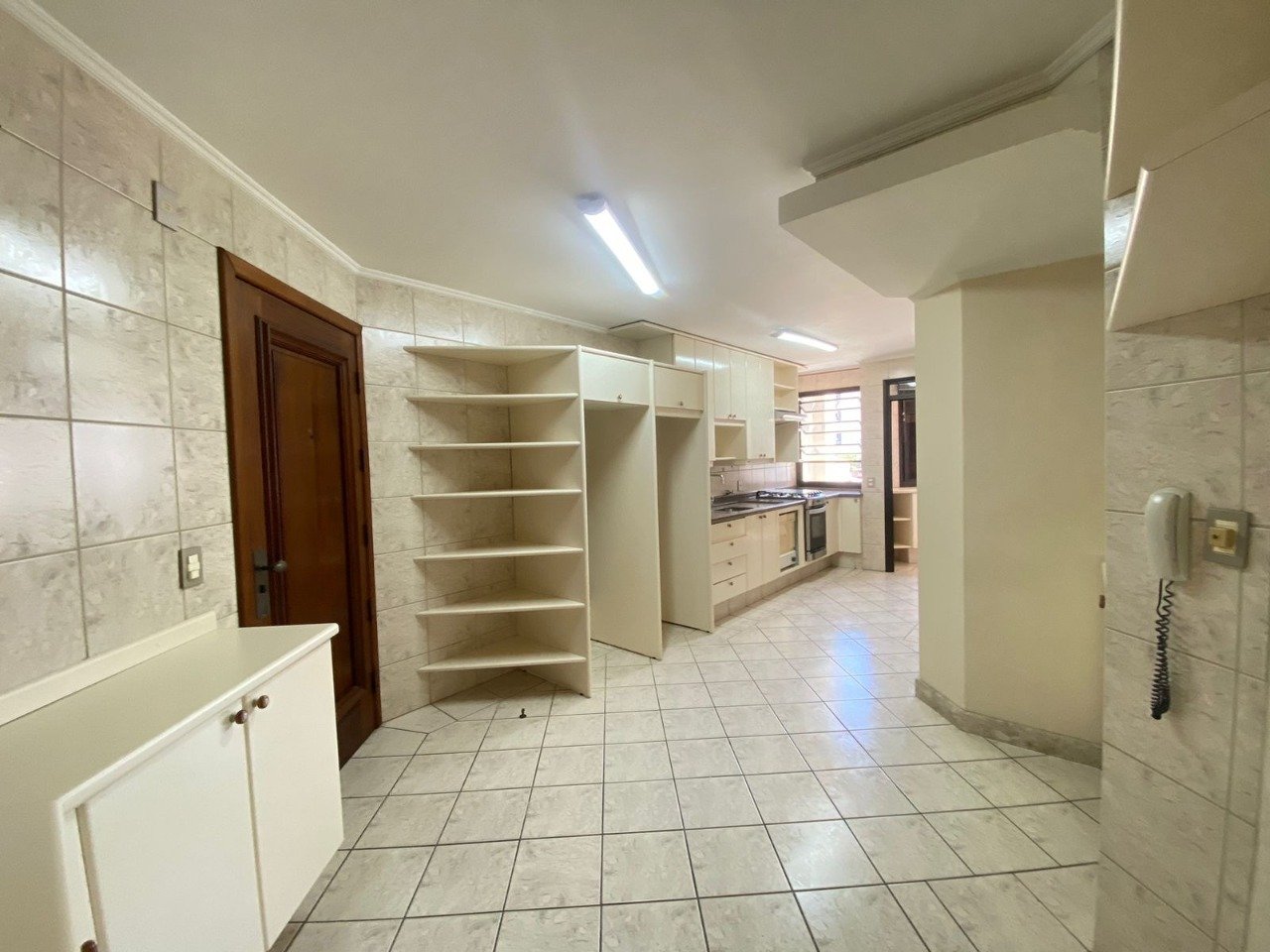 Apartamento[ NumeroQuarto] Centro Florianópolis Urbano Salles: 