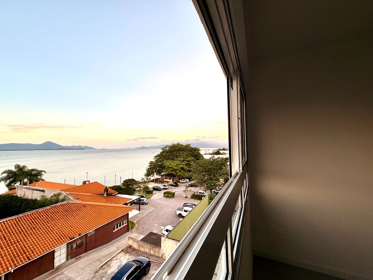 Estúdio[ NumeroQuarto] Coqueiros Florianópolis Coqueiros 148: 