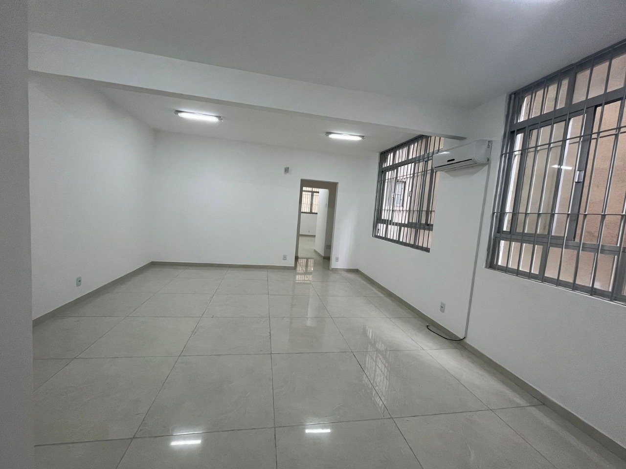 Salas/Conjuntos[ NumeroQuarto] Centro Florianópolis Florêncio Costa: 