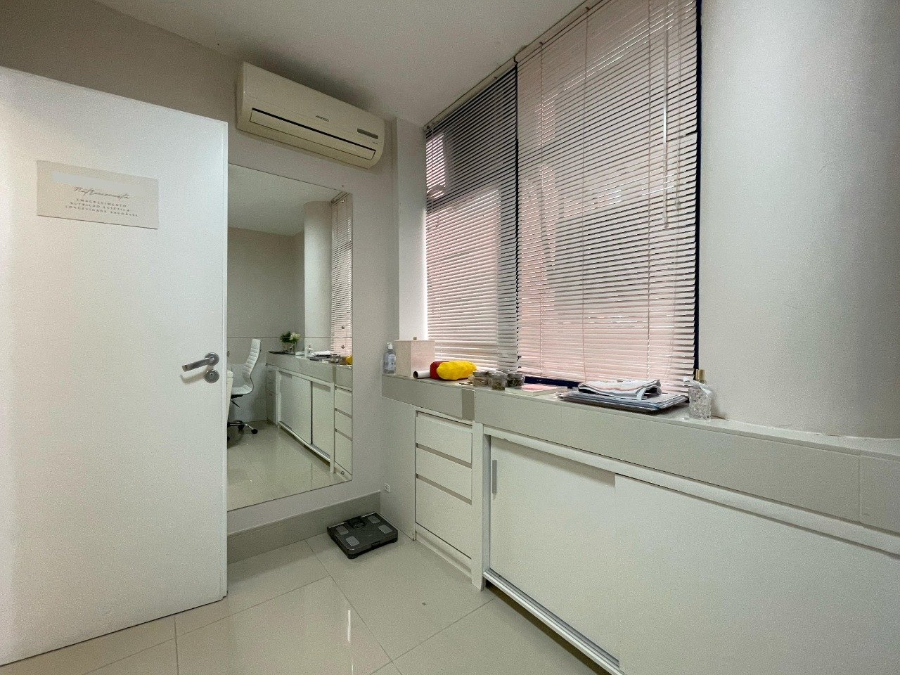 Salas/Conjuntos[ NumeroQuarto] Centro Florianópolis Zigurate: 