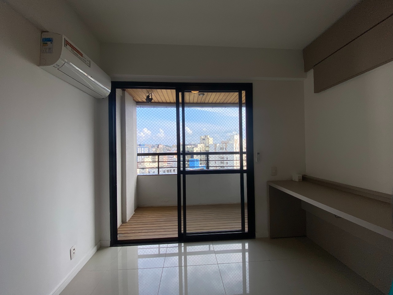 Apartamento[ NumeroQuarto] Centro Florianópolis Maison Cartier: 