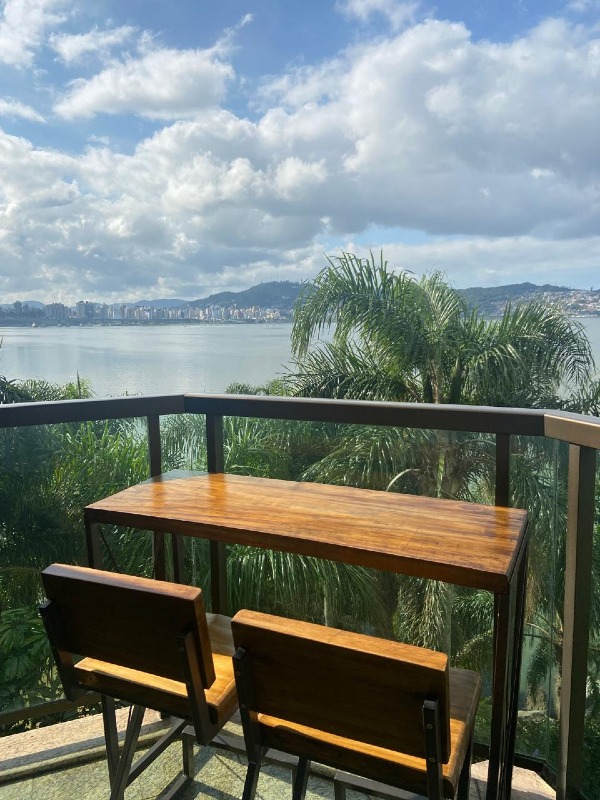 Apartamento[ NumeroQuarto] Coqueiros Florianópolis Ponta dos Coqueiros: 