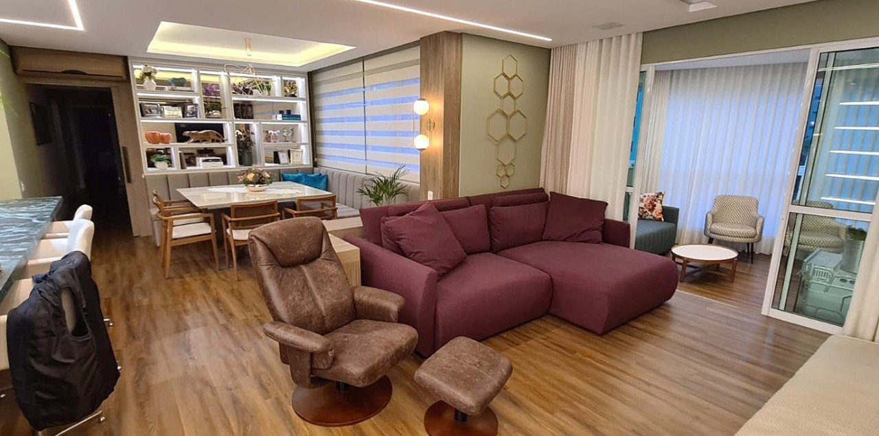 Apartamento[ NumeroQuarto] Centro Florianópolis Linda Koerich: 