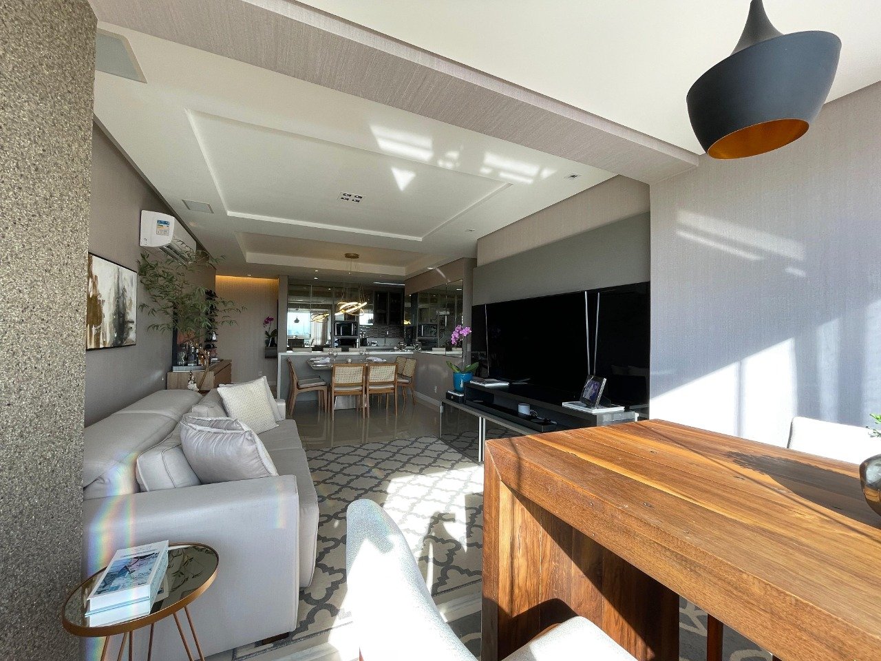 Apartamento[ NumeroQuarto] Itacorubi Florianópolis Grand Classic: 