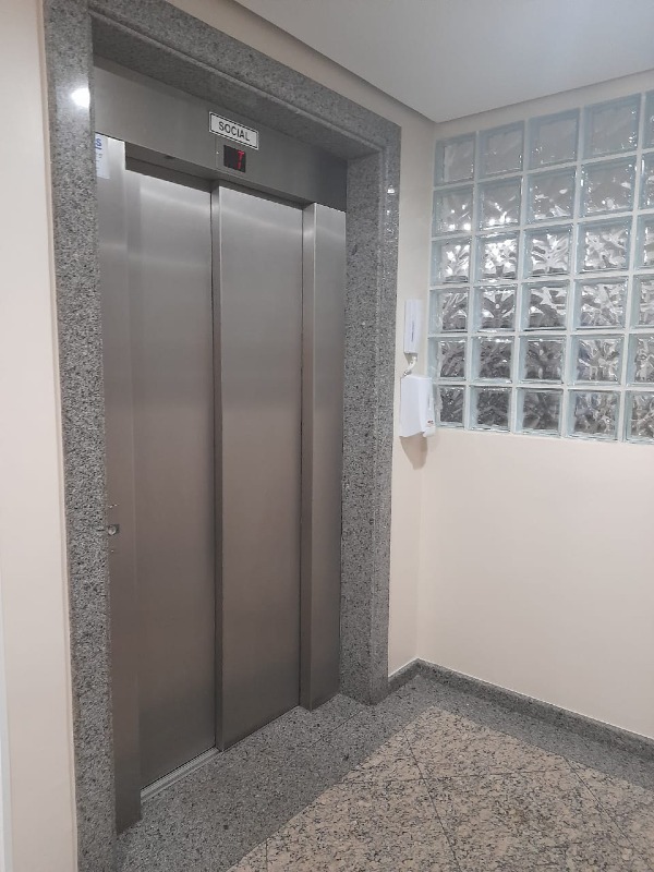 Apartamento Garden[ NumeroQuarto] Campinas São José Bernardo Vicente Koerich: Elevadores