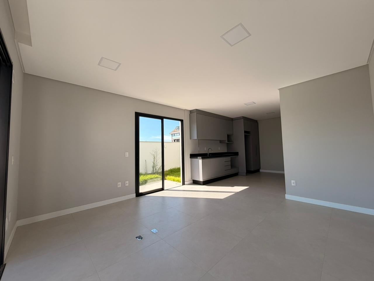 Apartamento[ NumeroQuarto] Coqueiros Florianópolis My Hub Smart Living: 