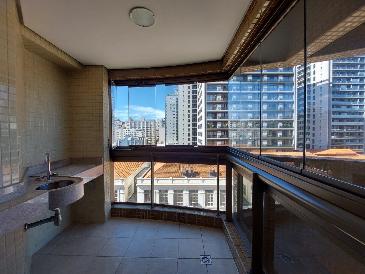 Apartamento[ NumeroQuarto] Centro Florianópolis Plaza Viena: 