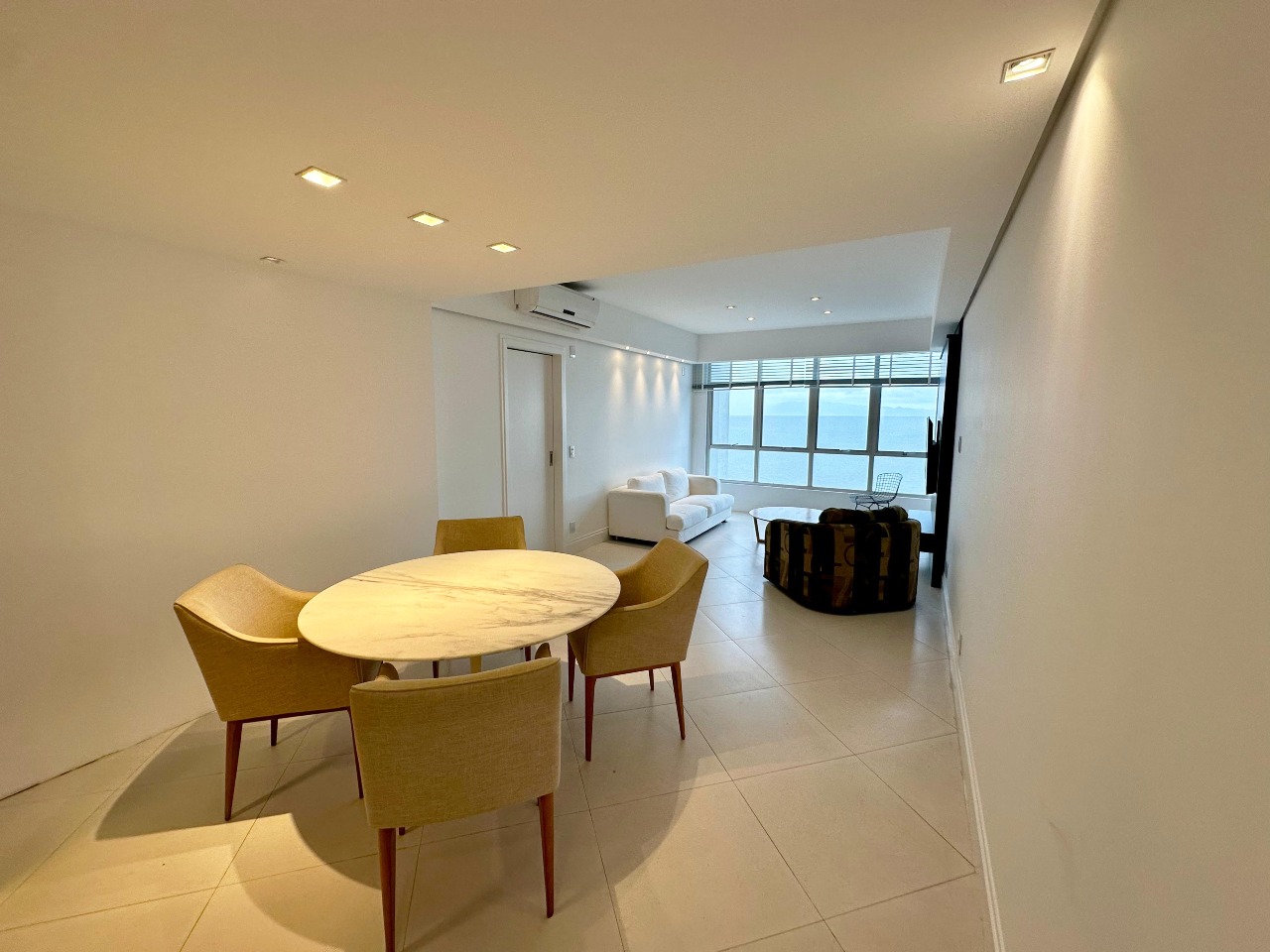 Apartamento[ NumeroQuarto] Centro Florianópolis Gemini: 