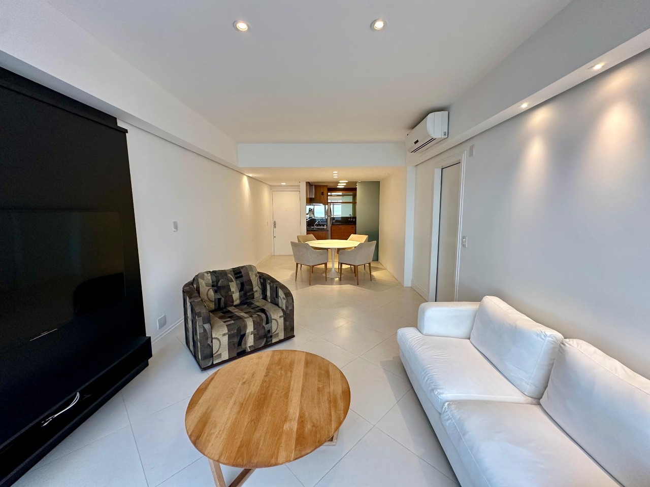 Apartamento[ NumeroQuarto] Centro Florianópolis Gemini: 