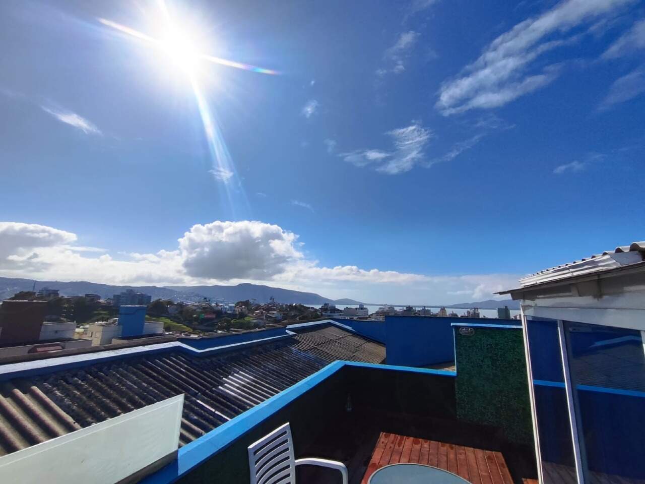 Apartamento[ NumeroQuarto] Coqueiros Florianópolis Long Beach: 