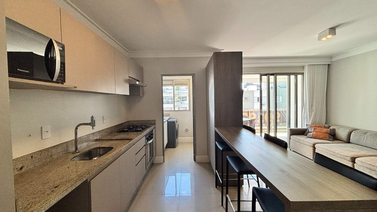 Apartamento[ NumeroQuarto] Centro Florianópolis Estúdio Wok: 