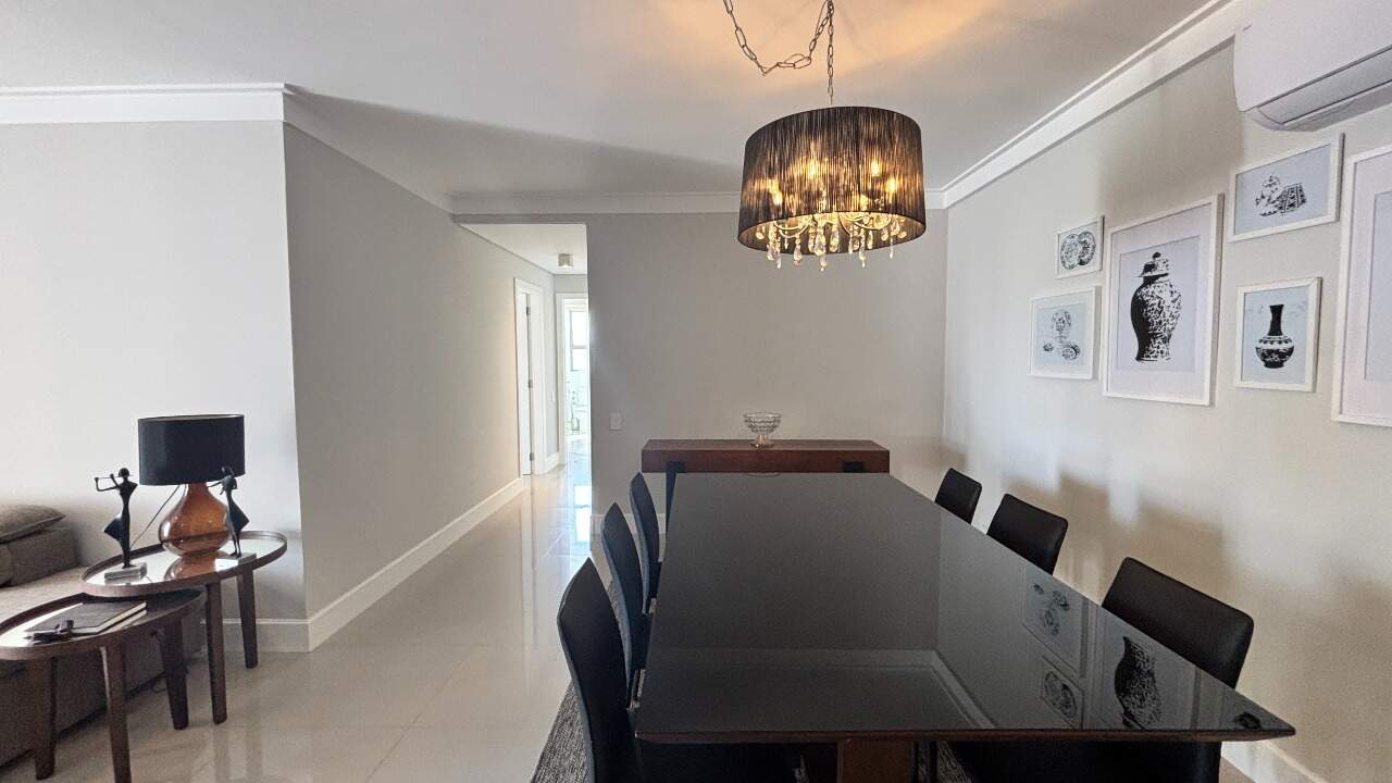 Apartamento[ NumeroQuarto] Centro Florianópolis Estúdio Wok: 