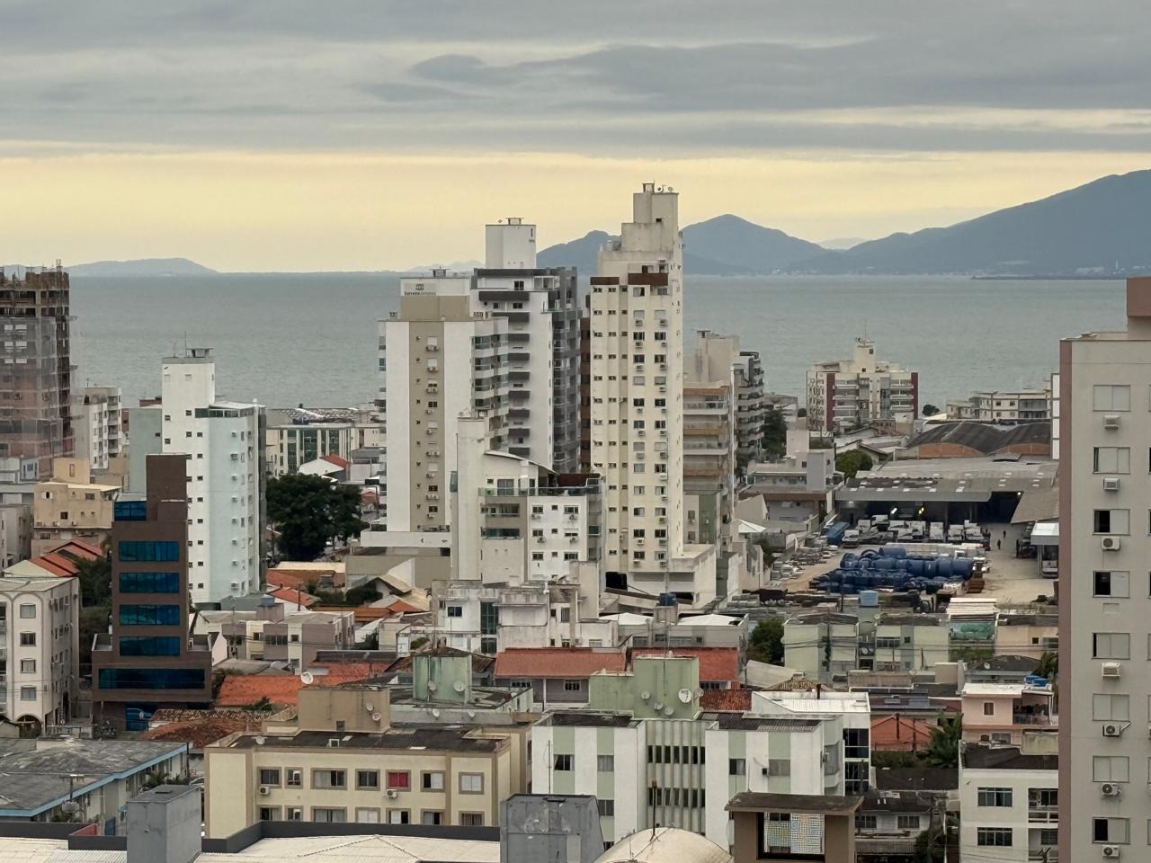 Apartamento[ NumeroQuarto] Kobrasol São José Aster: 