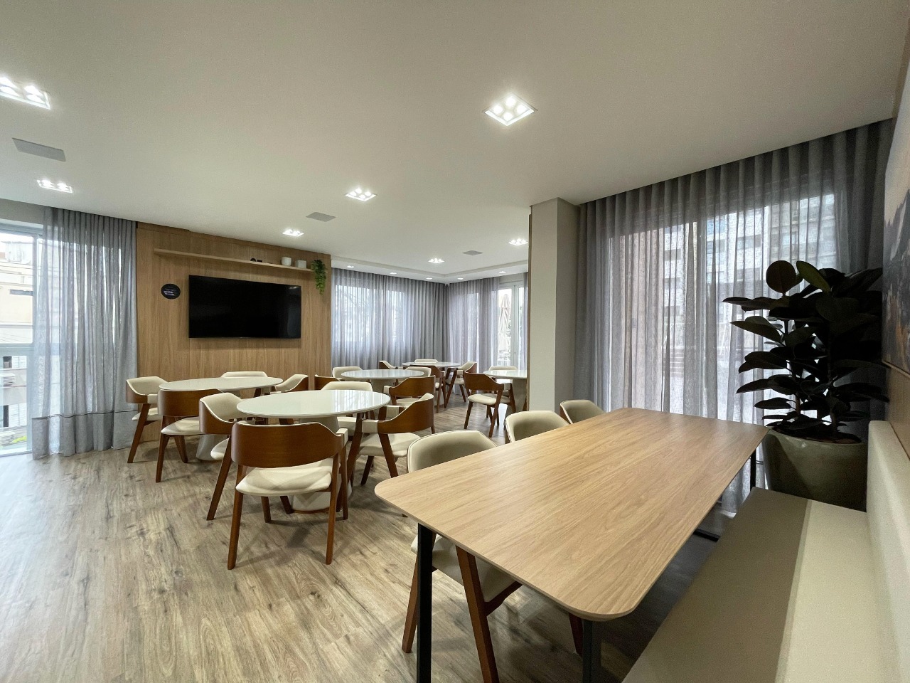 Empreendimento[ NumeroQuarto] Trindade Florianópolis Hout Bay : 