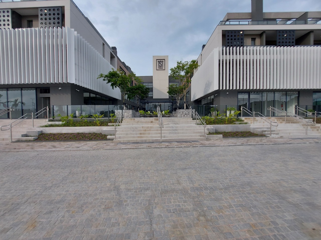 Empreendimento[ NumeroQuarto] Saco Grande Florianópolis First: 