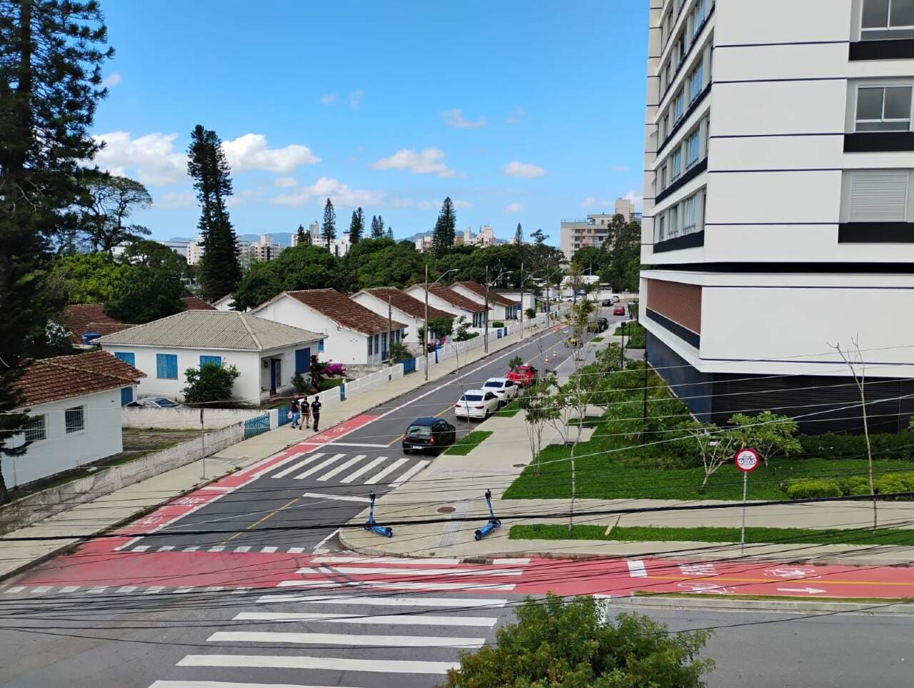 Casa comercial[ NumeroQuarto] Capoeiras Florianópolis : 