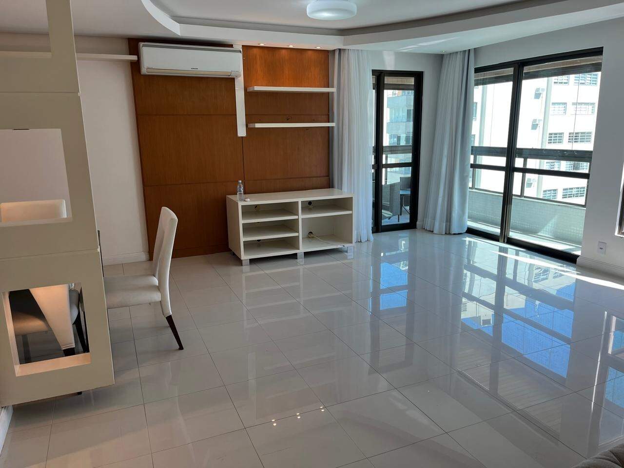 Apartamento[ NumeroQuarto] Centro Florianópolis Ilha da Magia: 