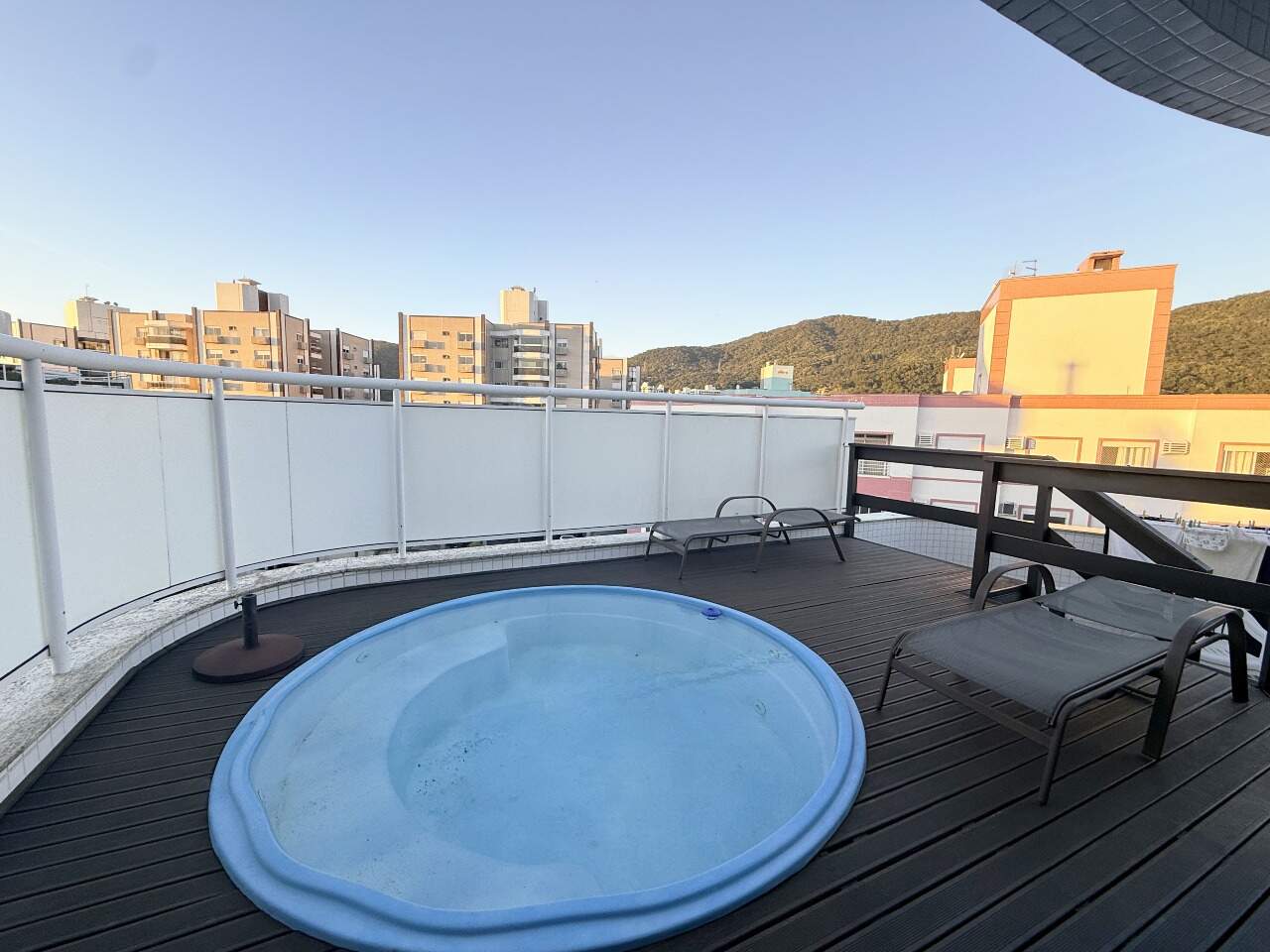 Cobertura duplex[ NumeroQuarto] Parque São Jorge Florianópolis Bianca: 