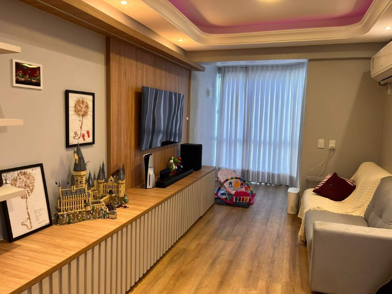 Apartamento[ NumeroQuarto] Centro Florianópolis San Marino: Sacada integrada ao ambiente