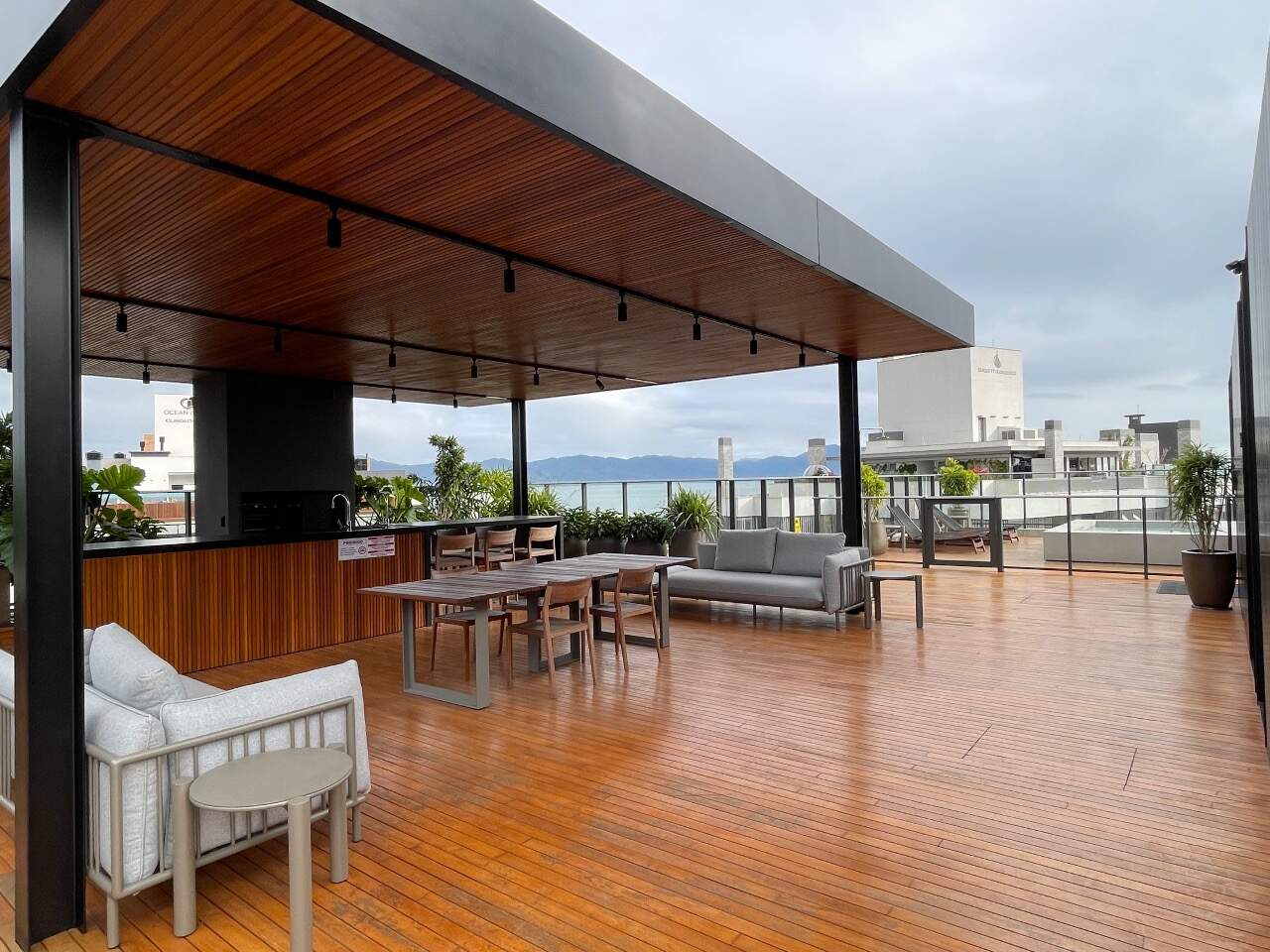 Apartamento[ NumeroQuarto] Jurerê Florianópolis Patio Jurerê: 