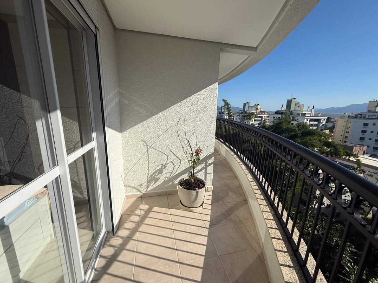 Apartamento 2 quartos em Coqueiros, Florianópolis | Belle Vie: 