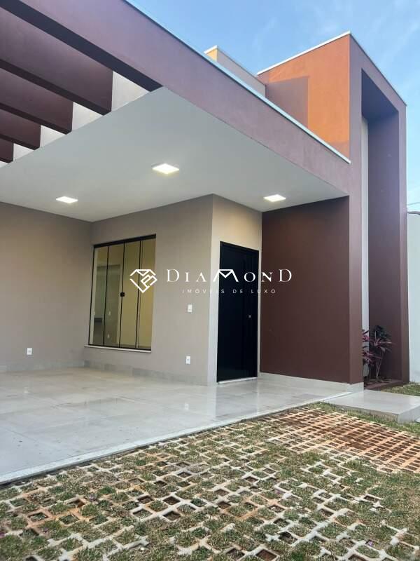 Casa à venda no Planalto: 