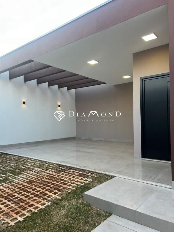 Casa à venda no Planalto: 