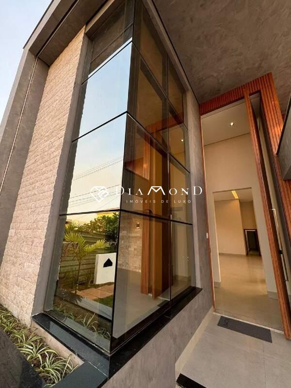 Casa em condomínio à venda no Laranjeiras: 