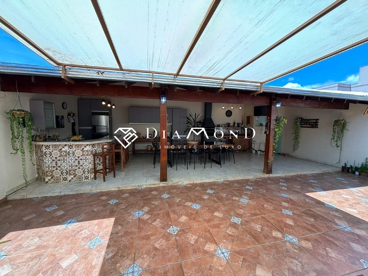 Casa à venda no Jardim Holanda: 