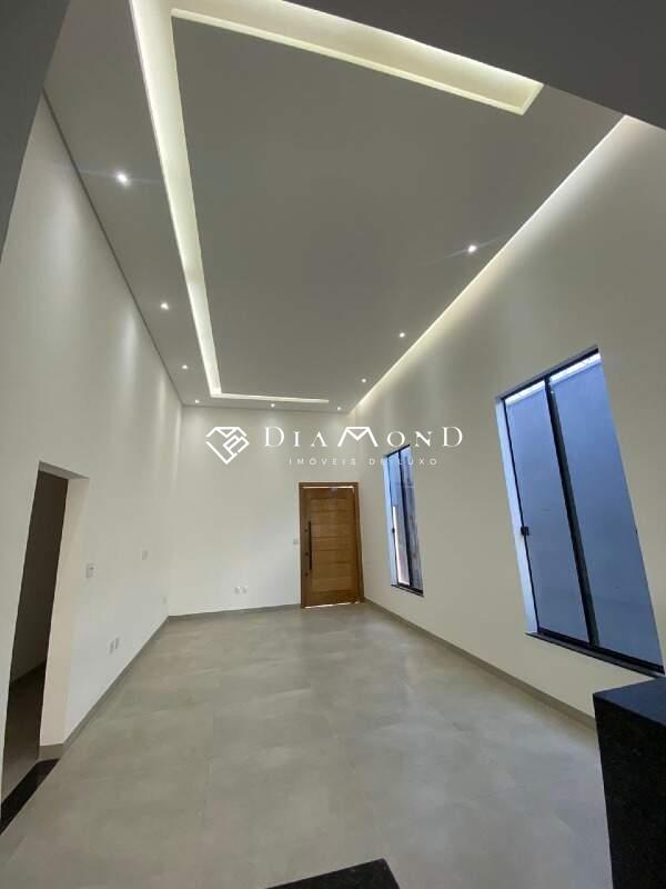 Casa à venda no Novo Mundo: 