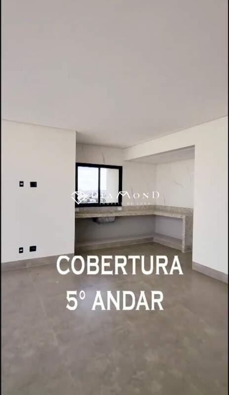 Cobertura à venda no Segismundo Pereira: 