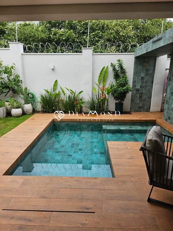 Casa em condomínio à venda no Grand Ville: 