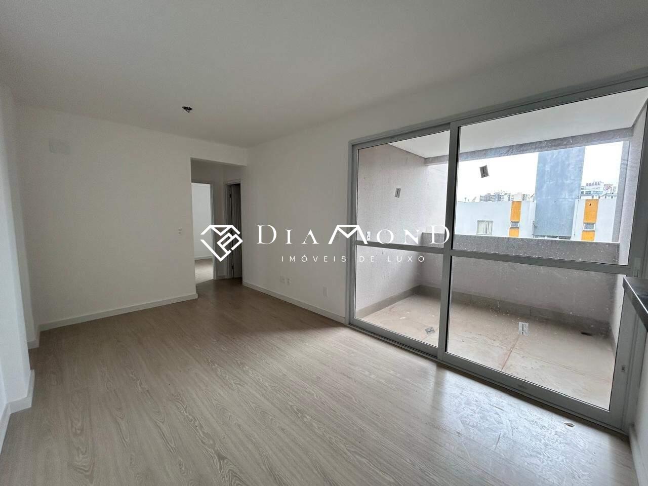 Apartamento à venda no Vigilato Pereira: 