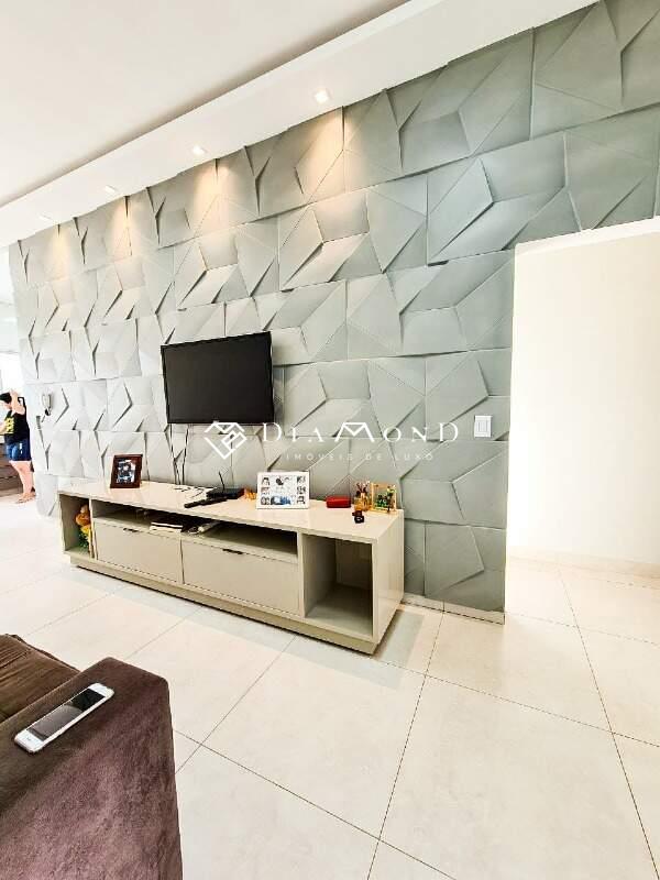 Casa à venda no Novo Mundo: 