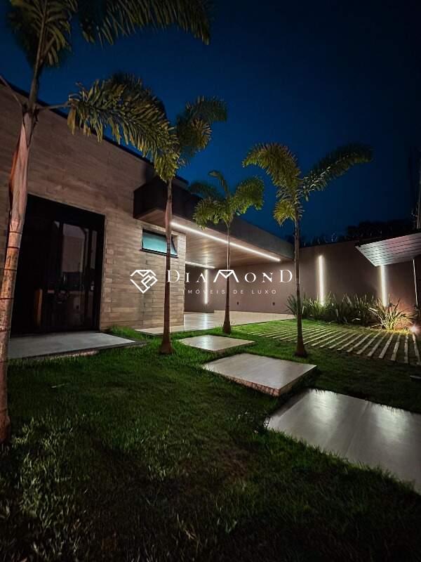 Casa à venda no Jardim Inconfidência: 