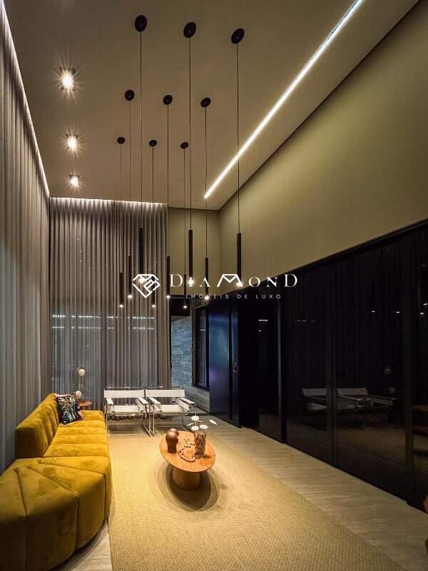 Casa à venda no Jardim Inconfidência: 