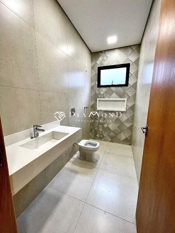 Casa em condomínio à venda no Grand Ville: 