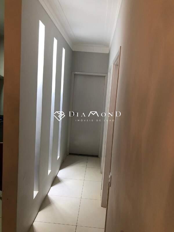 Apartamento à venda no Jardim Holanda: 