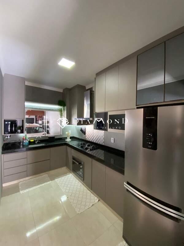 Casa à venda no Novo Mundo: 