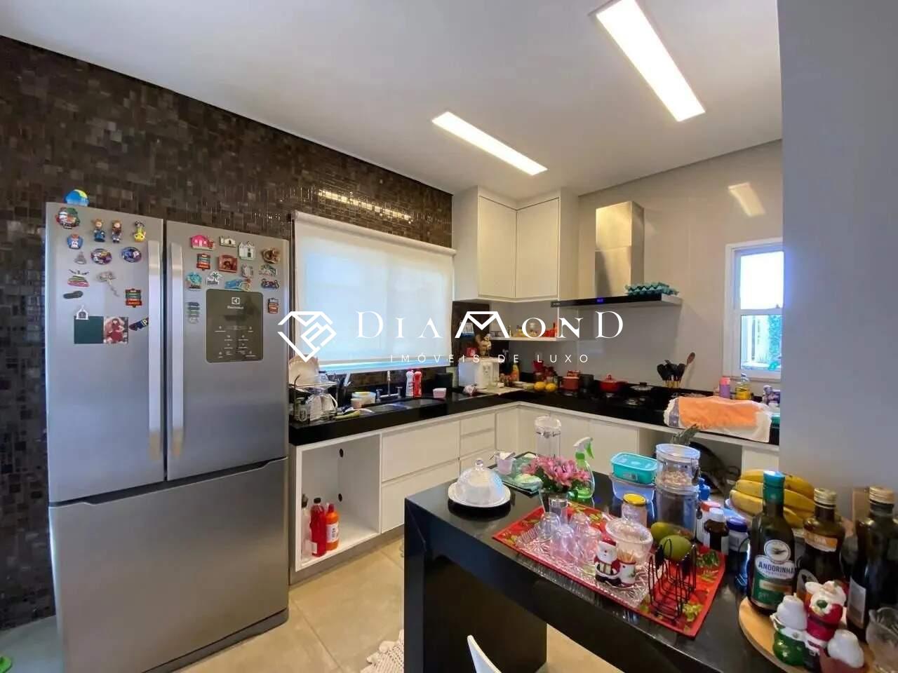 Casa em condomínio à venda no Laranjeiras: 