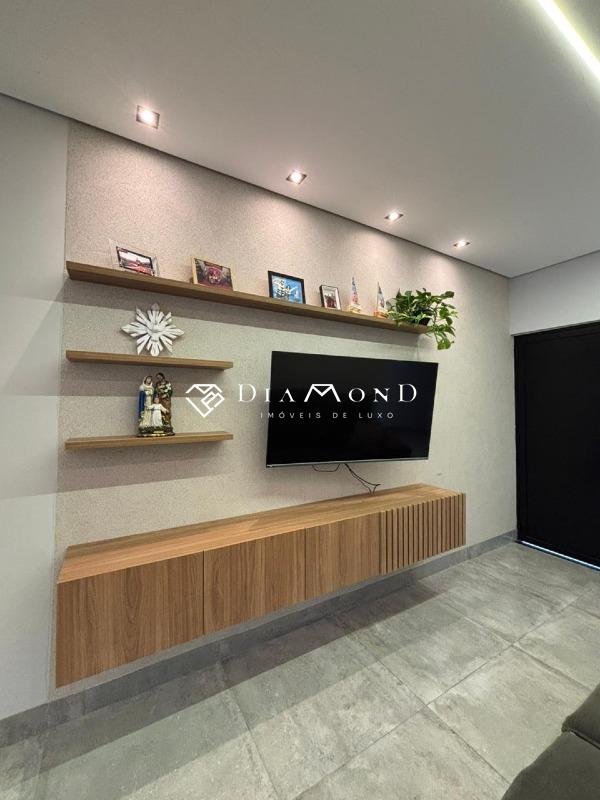 Casa à venda no Novo Mundo: 