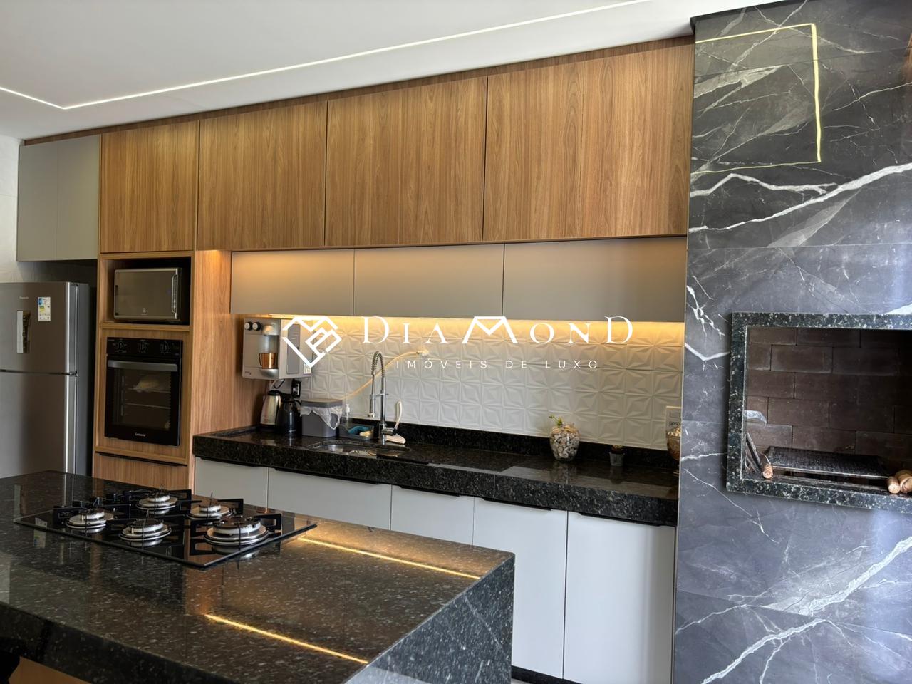 Casa à venda no Novo Mundo: 